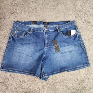 🆕️ EARL Jean Shorts Dark Wash Stretch Womens Size 24W NWT